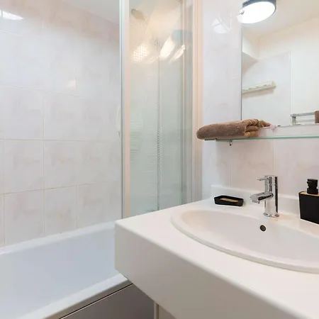 Calme Avec Jardin/terrasse, A 5 Min Du Centre, 6 Pers, Parking Prive, Navette Gratuite. - Fr-1-296-159